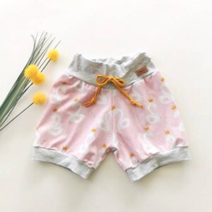Otroške kratke hlače Labodi na roza Hopka