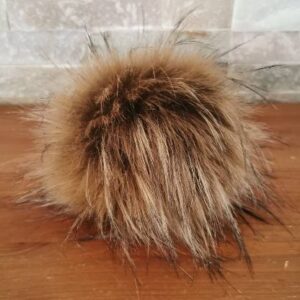 Cof iz umetnega krzna Zlato rjav Hopka1