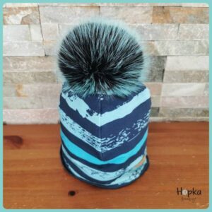 Zimska kapa turkizne črte akvarel Hopka