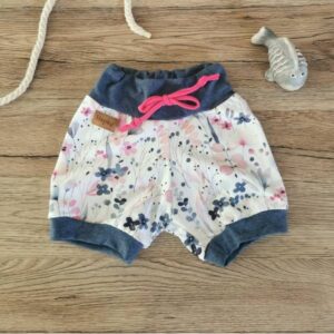 Kratke hlače Roza modre cvetlice Hopka