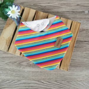 Nepremočljiv slinček Mavrične črte Hopka