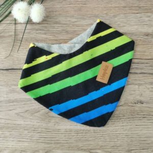 Nepremočljivi slinček Pisane črte zeleno modre Hopka