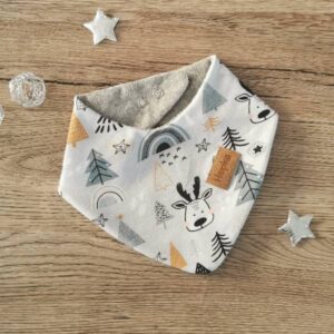 Nepremočljiv slinček Zasneženi gozd Hopka