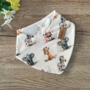 Nepremočljiv slinček Živalice na beli Hopka