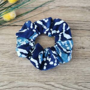 Scrunchie Lasni dodatek Moder batist Hopka